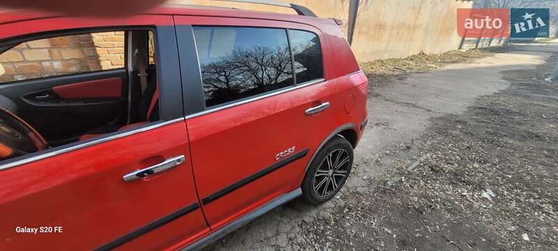 Хэтчбек Geely MK Cross 2012 в Киеве