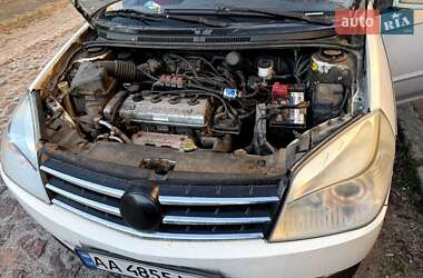 Хэтчбек Geely MK Cross 2013 в 