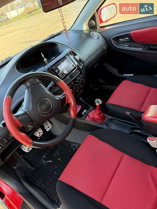 Хэтчбек Geely MK Cross 2013 в Новой Ушице