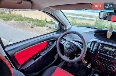 Хетчбек Geely MK Cross 2013 в 