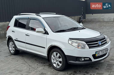 Хэтчбек Geely MK Cross 2012 в 