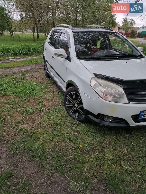 Хэтчбек Geely MK Cross 2014 в Ромнах