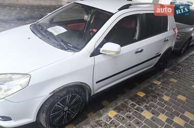 Хетчбек Geely MK Cross 2012 в 