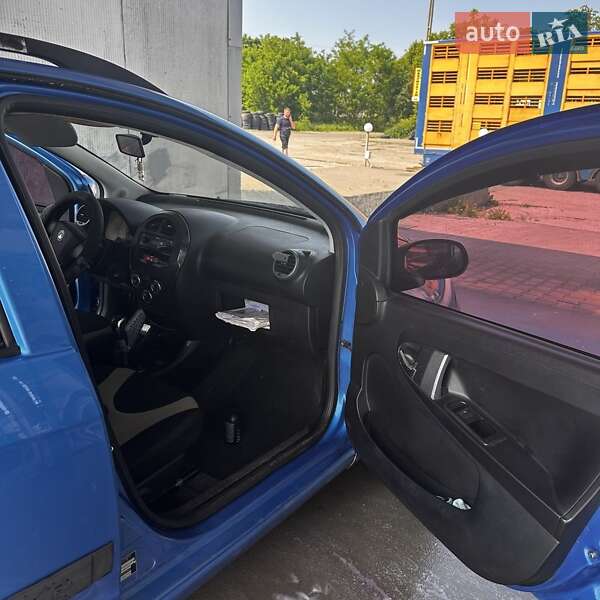 Хэтчбек Geely MK Cross 2013 в 