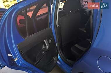 Хэтчбек Geely MK Cross 2013 в 