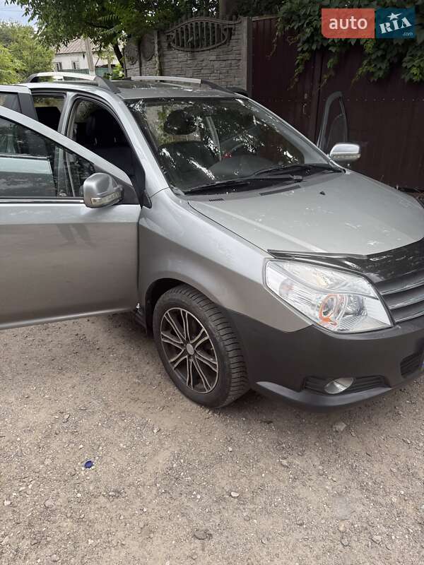 Хэтчбек Geely MK Cross 2012 в Днепре