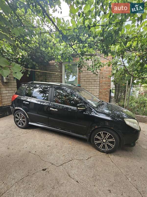 Хэтчбек Geely MK Cross 2014 в 