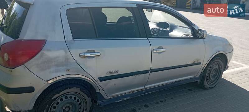 Хэтчбек Geely MK Cross 2013 в Ирпене