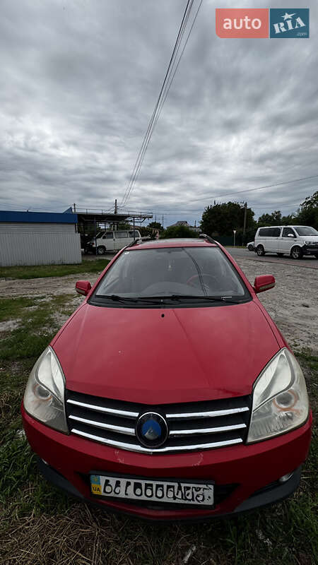 Хетчбек Geely MK Cross 2013 в Погребах