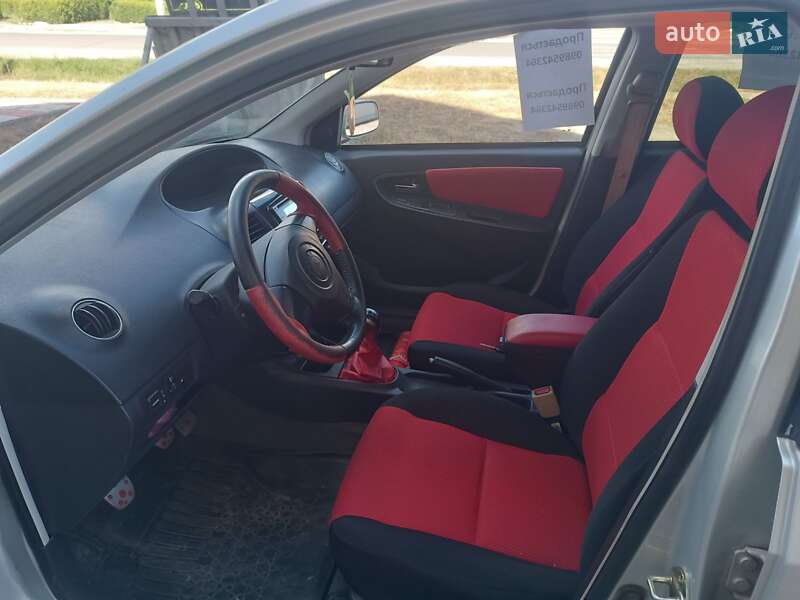Хэтчбек Geely MK Cross 2012 в Шумске