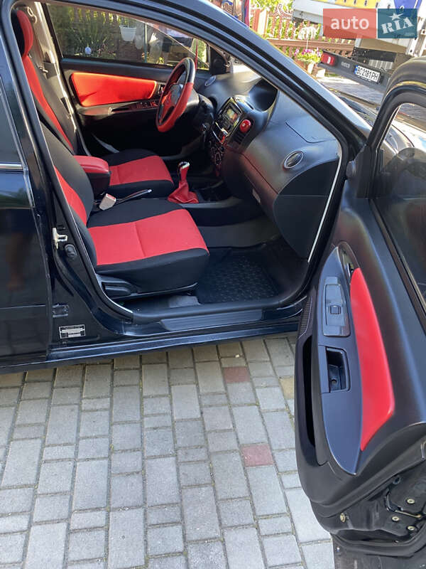 Хэтчбек Geely MK Cross 2013 в Львове