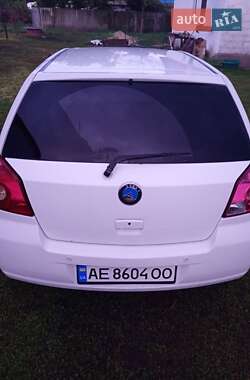 Хэтчбек Geely MK Cross 2011 в 