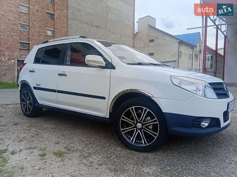 Хэтчбек Geely MK Cross 2012 в Черновцах