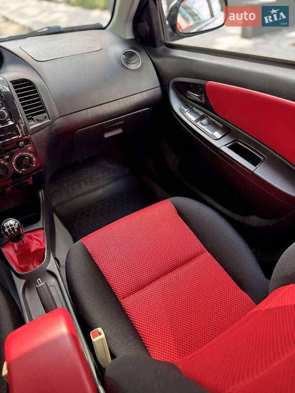 Хэтчбек Geely MK Cross 2014 в Чернигове