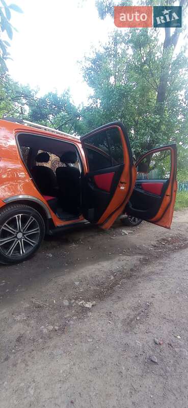Хэтчбек Geely MK Cross 2013 в Южноукраинске