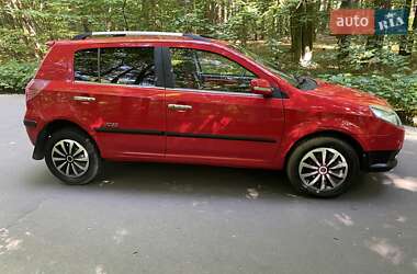 Хэтчбек Geely MK Cross 2013 в 