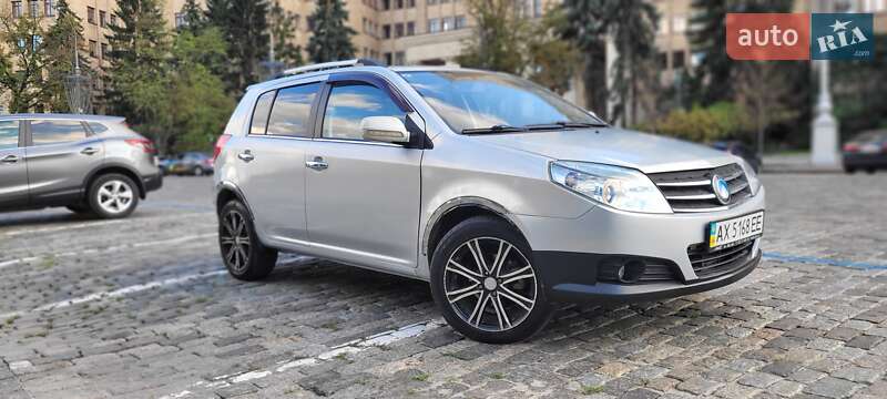 Хэтчбек Geely MK Cross 2013 в 