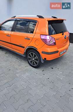 Хэтчбек Geely MK Cross 2012 в 