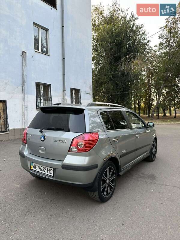 Хэтчбек Geely MK Cross 2013 в Кривом Роге