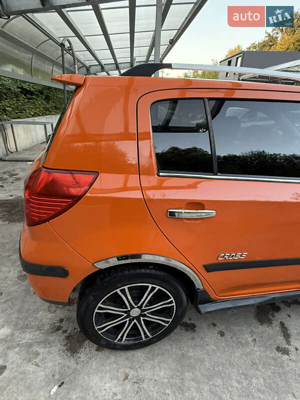 Хэтчбек Geely MK Cross 2013 в Киеве