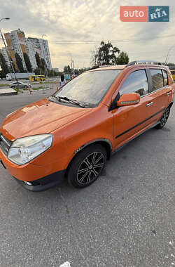Хэтчбек Geely MK Cross 2013 в 
