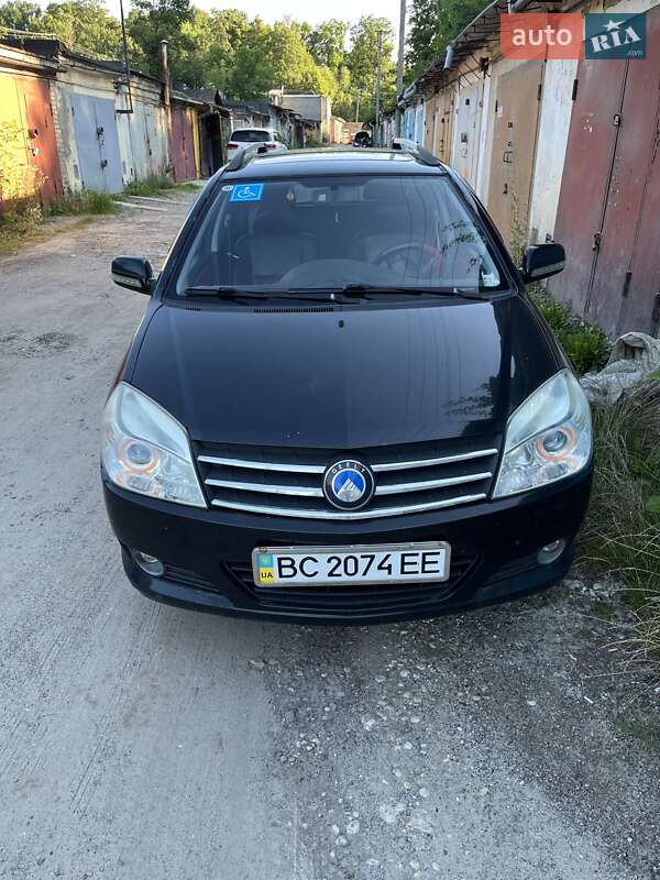 Geely MK Cross 2013