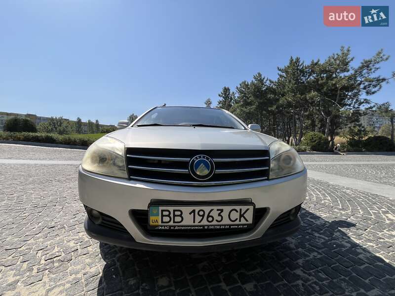 Хэтчбек Geely MK Cross 2013 в Днепре