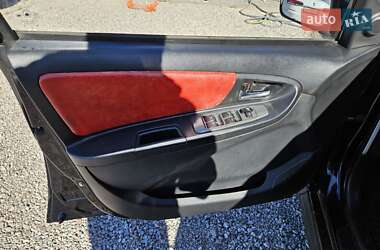 Хэтчбек Geely MK Cross 2012 в 