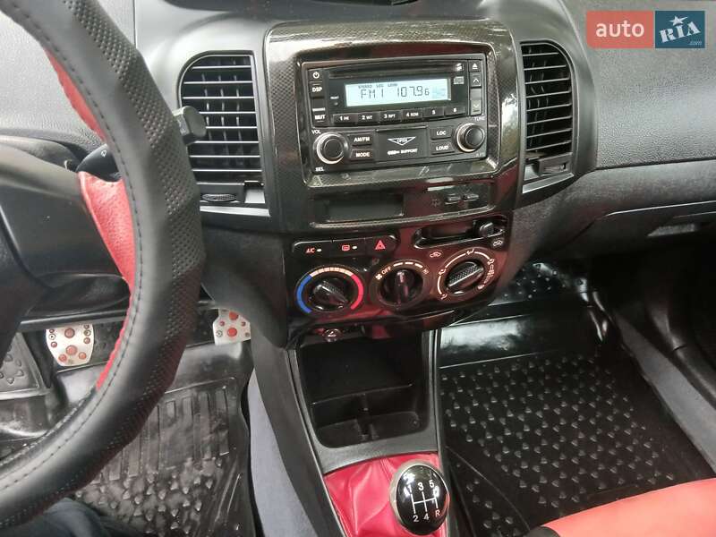 Хэтчбек Geely MK Cross 2014 в Запорожье