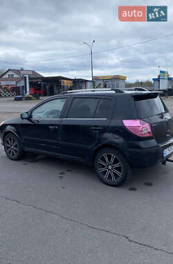 Хэтчбек Geely MK Cross 2012 в 