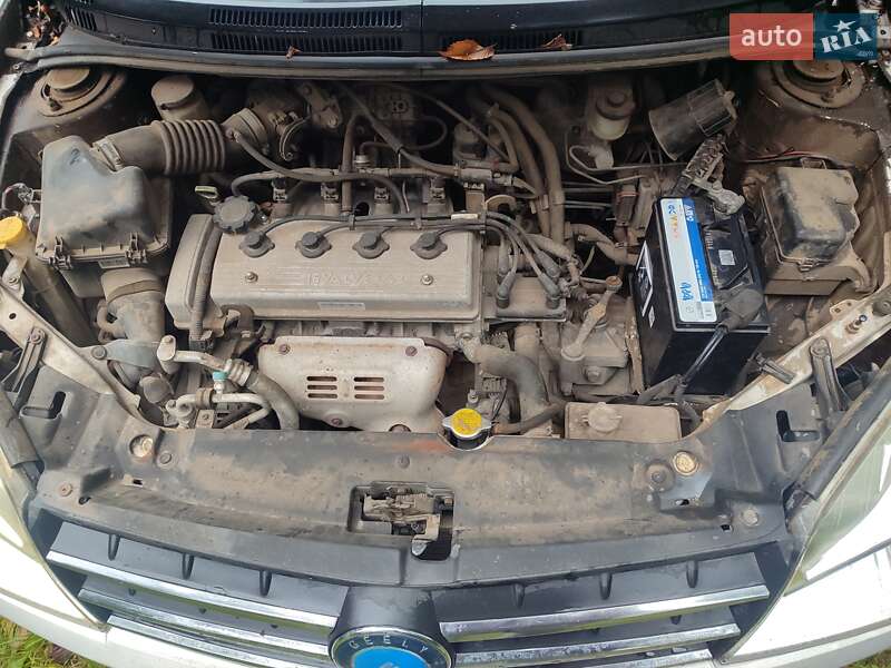 Хетчбек Geely MK Cross 2013 в Львові фото 6 Хетчбек Geely MK Cross 2013 в Львові