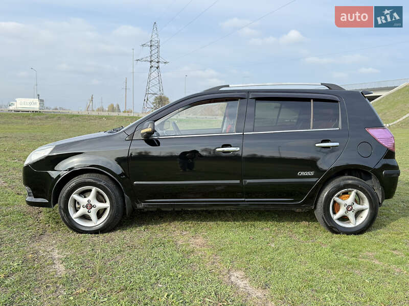 Хэтчбек Geely MK Cross 2013 в Днепре фото 2 Хэтчбек Geely MK Cross 2013 в Днепре