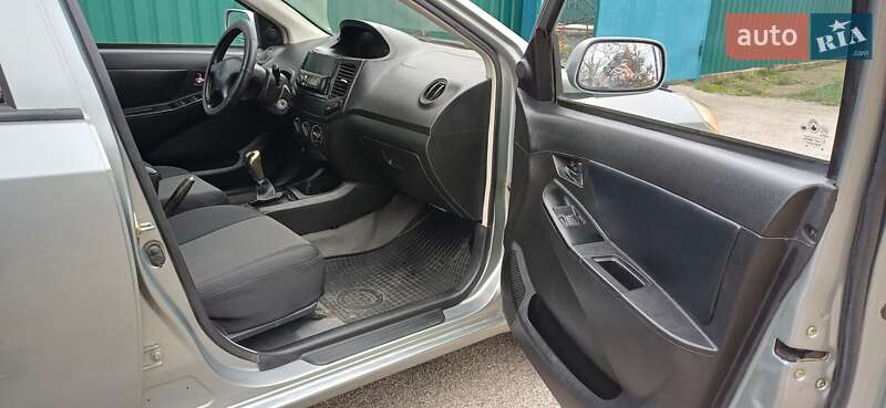 Хэтчбек Geely MK Cross 2011 в Кропивницком