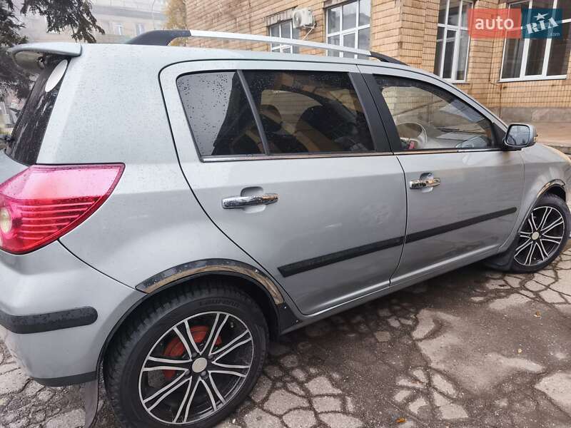 Хетчбек Geely MK Cross 2014 в Запоріжжі