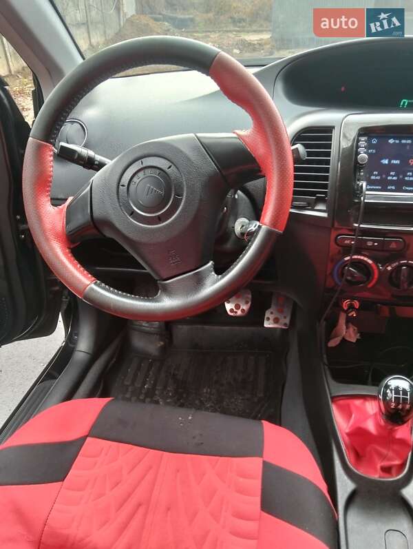 Хетчбек Geely MK Cross 2013 в Броварах фото 18 Хетчбек Geely MK Cross 2013 в Броварах