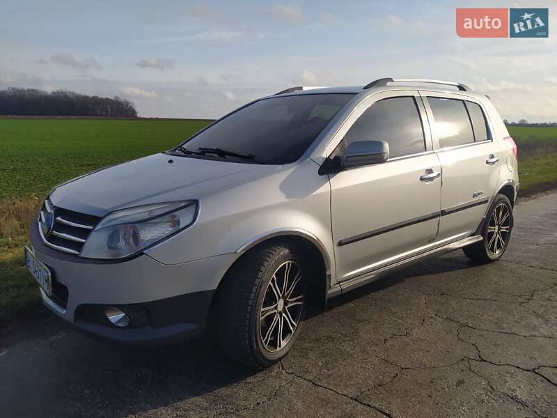 Хетчбек Geely MK Cross 2013 в Диканьці фото Хетчбек Geely MK Cross 2013 в Диканьці