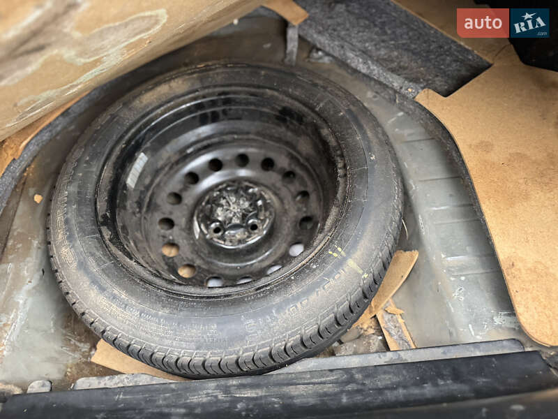 Хэтчбек Geely MK Cross 2012 в Киеве