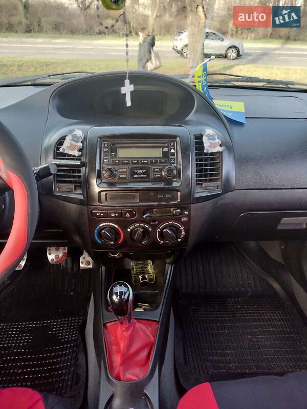 Хэтчбек Geely MK Cross 2013 в Львове