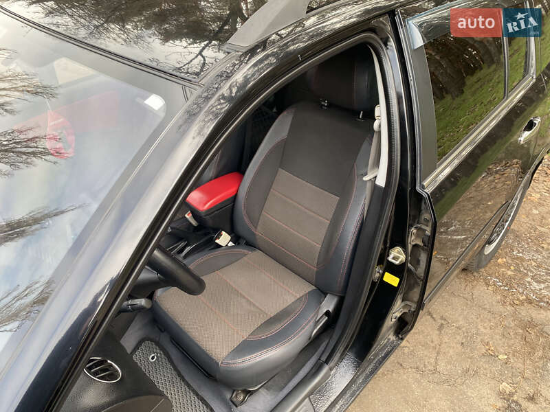 Хэтчбек Geely MK Cross 2014 в Николаеве