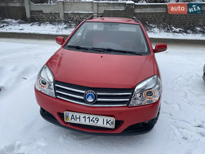 Geely MK Cross 2013