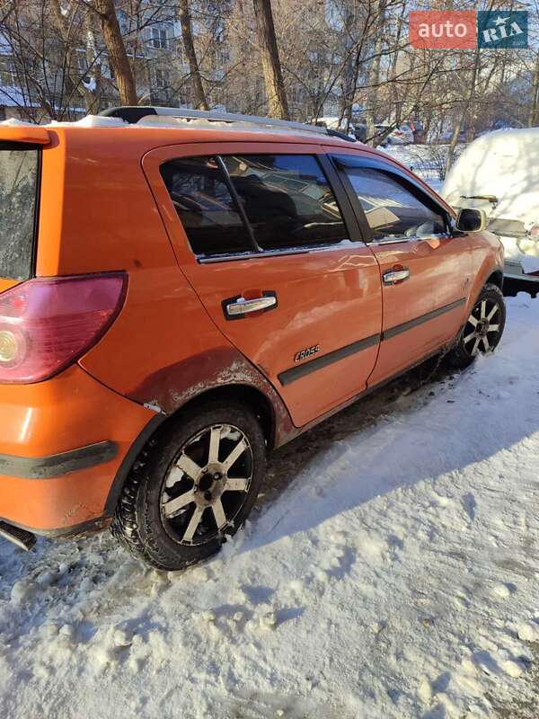 Хэтчбек Geely MK Cross 2012 в Киеве