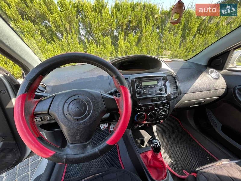 Хетчбек Geely MK Cross 2013 в Дніпрі