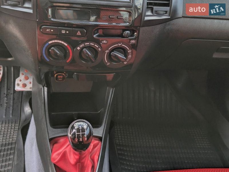 Хетчбек Geely MK Cross 2013 в Запоріжжі фото 6 Хетчбек Geely MK Cross 2013 в Запоріжжі