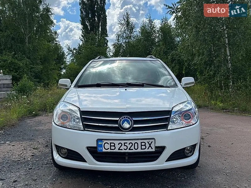 Geely MK Cross 2012
