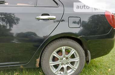 Седан Geely MK 2012 в 