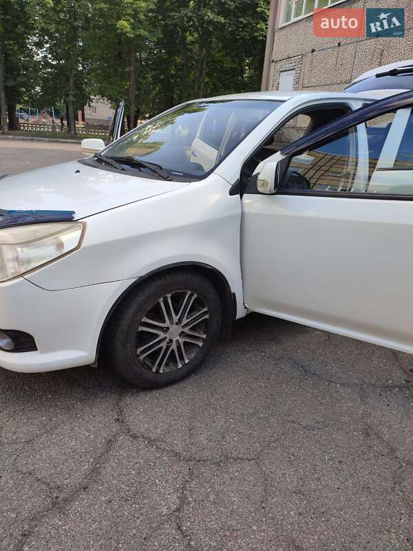 Седан Geely MK 2012 в Кривом Роге