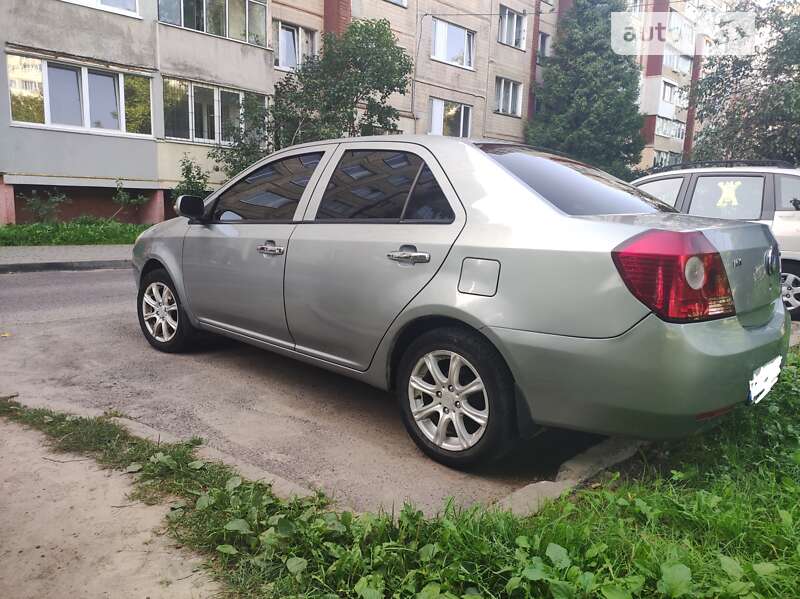 Седан Geely MK 2012 в Львове