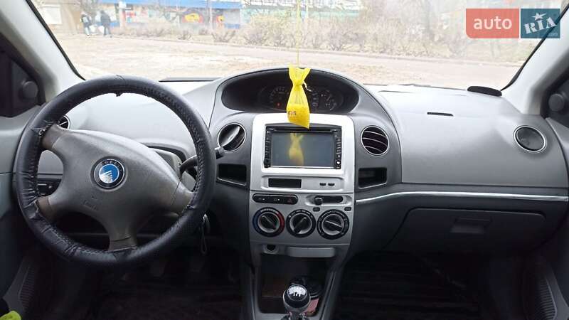 Седан Geely MK 2007 в Никополе