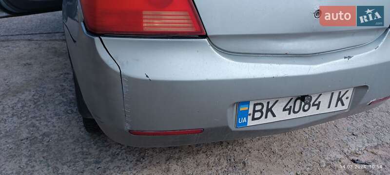 Седан Geely MK 2009 в Вараше
