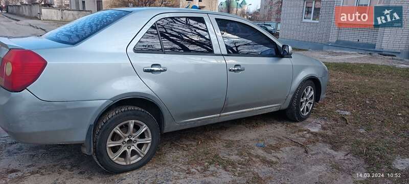 Седан Geely MK 2009 в Вараші
